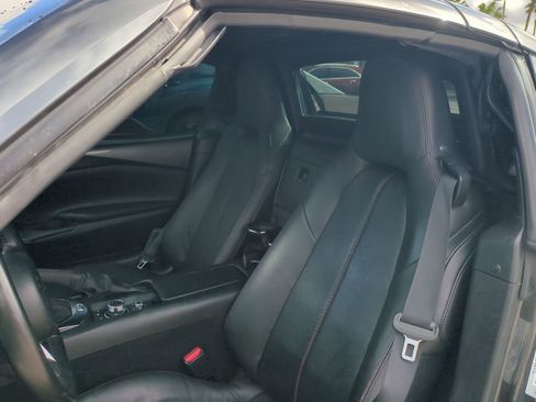 Used 2018 MAZDA MX-5 Miata RF Grand Touring image 13