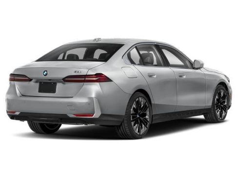 New 2026 BMW 530i w/ M Sport Package RWD image 5