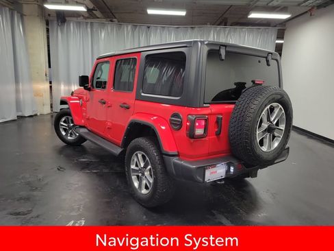 Used 2022 Jeep Wrangler Unlimited Sahara w/ Cold Weather Group AWD/4WD image 6