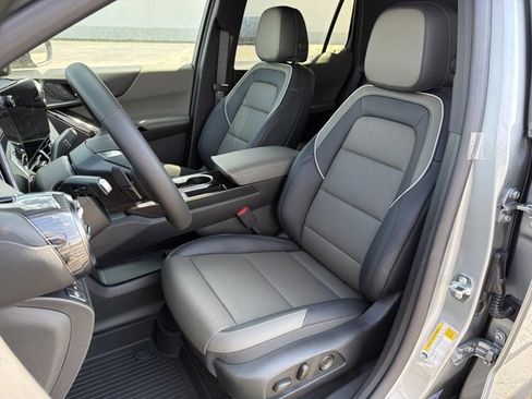 New 2026 Chevrolet Equinox LT image 11