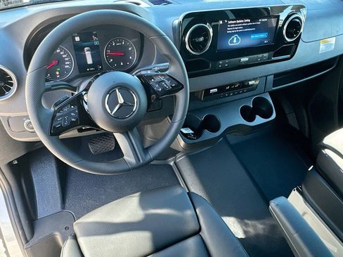 New 2026 Mercedes-Benz Sprinter 2500 image 9
