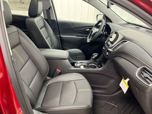 Used 2024 Chevrolet Equinox Premier image 22