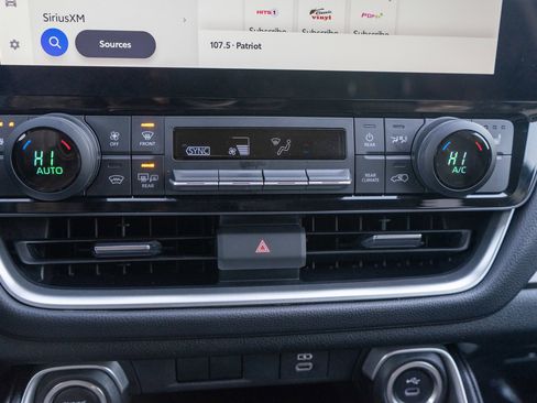 Used 2024 Toyota Grand Highlander XLE image 20