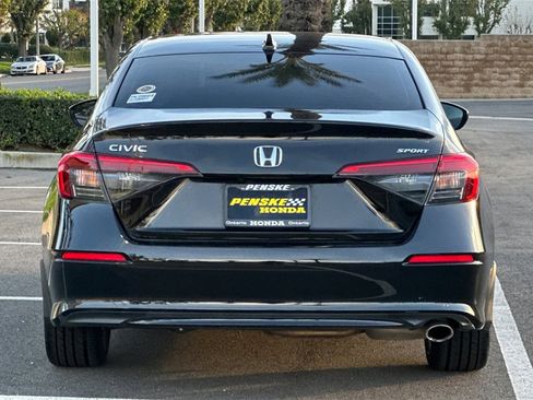 Used 2023 Honda Civic Sport image 5