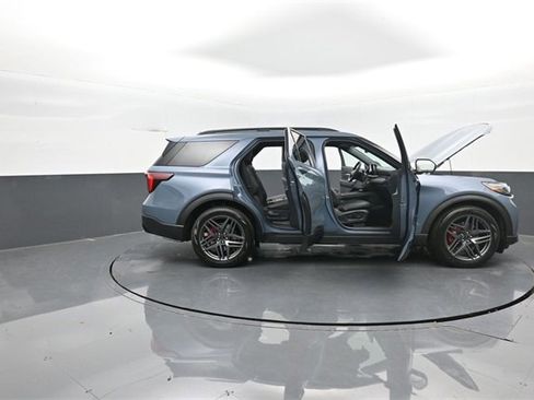 New 2026 Ford Explorer ST w/ Sun And Sound Package image 41