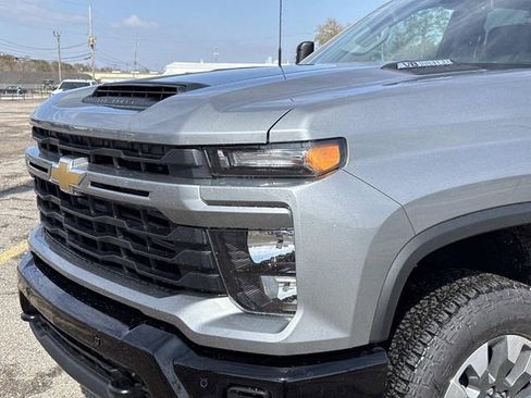 New 2026 Chevrolet Silverado 2500 Custom w/ Custom Value Package AWD/4WD image 2