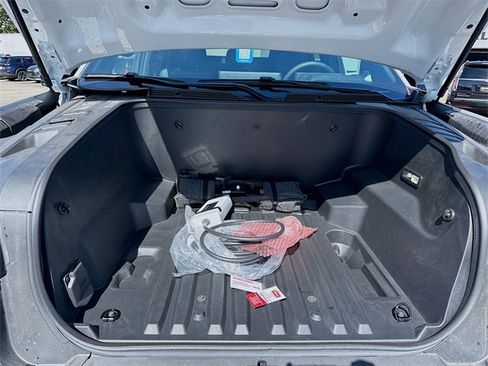 New 2024 Chevrolet Silverado EV W/T image 33