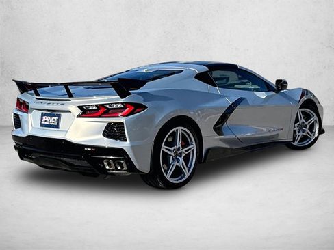 Used 2022 Chevrolet Corvette Stingray Preferred Cpe w/ Z51 Performance Package image 2