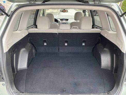 Used 2014 Subaru Forester 2.5i Premium w/ All-Weather Package AWD/4WD image 24