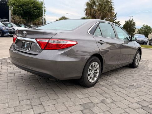 Used 2015 Toyota Camry LE FWD image 8