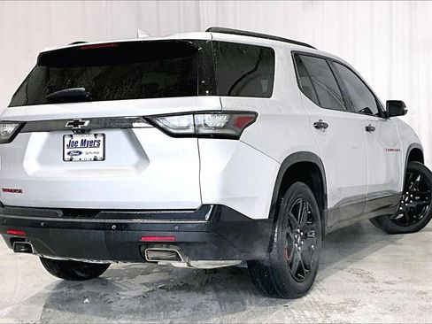 Used 2021 Chevrolet Traverse Premier w/ Redline Edition image 13