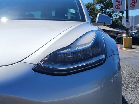 Used 2018 Tesla Model 3 Performance AWD/4WD image 11