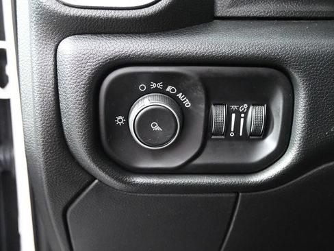 Used 2020 RAM 2500 Tradesman AWD/4WD image 23