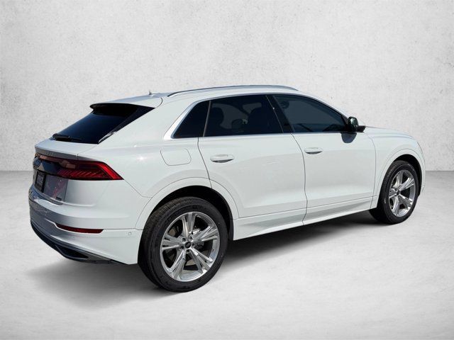 Used 2023 Audi Q8 Premium w/ Convenience Package AWD/4WD image 5