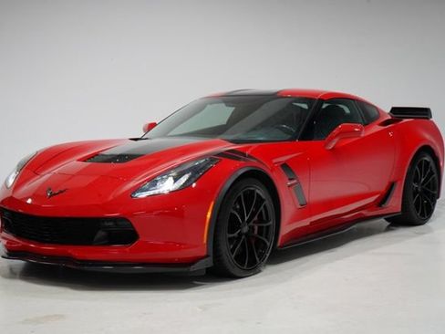 Used 2017 Chevrolet Corvette Grand Sport RWD image 3