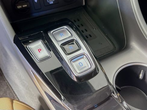 Used 2023 Hyundai Sonata Limited FWD image 17