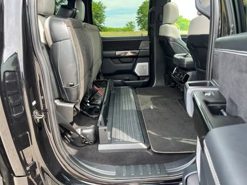Used 2023 Ford F150 Lightning Platinum AWD/4WD image 38