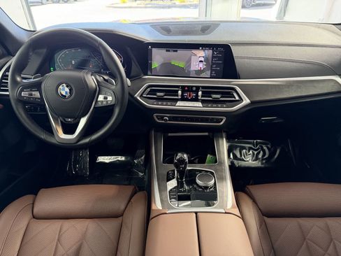 Used 2023 BMW X5 xDrive40i w/ Premium Package AWD/4WD image 12