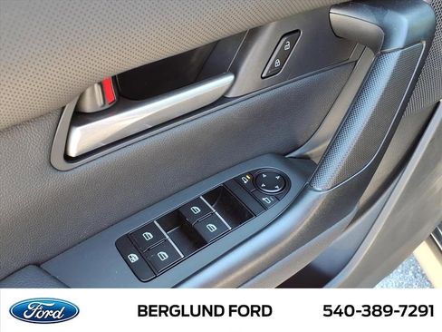 Certified 2025 MAZDA CX-50 AWD 2.5 S w/ Cargo Package image 21