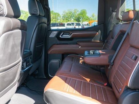 Used 2023 GMC Sierra 1500 Denali Ultimate AWD/4WD image 12