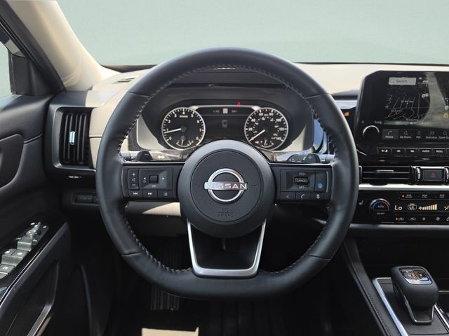 Used 2023 Nissan Pathfinder SL FWD image 25