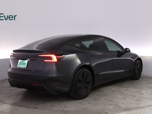 Used 2025 Tesla Model 3 RWD image 3