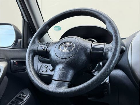 Used 2004 Toyota RAV4 2WD image 13