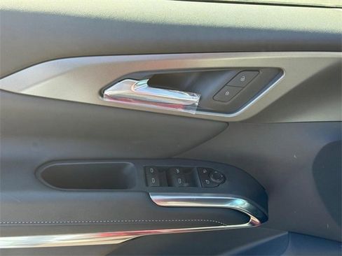 New 2026 Chevrolet Traverse LT w/ Driver Confidence Package image 11