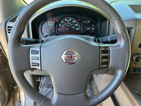 Used 2004 Nissan Titan SE AWD/4WD image 36