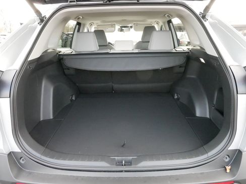 Certified 2025 Toyota RAV4 XLE Premium image 18