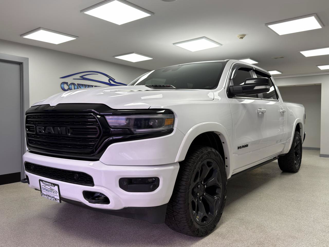 Used 2022 RAM 1500 Limited w/ Night Edition AWD/4WD image 1