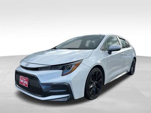 Used 2020 Toyota Corolla SE w/ SE Premium Package image 5