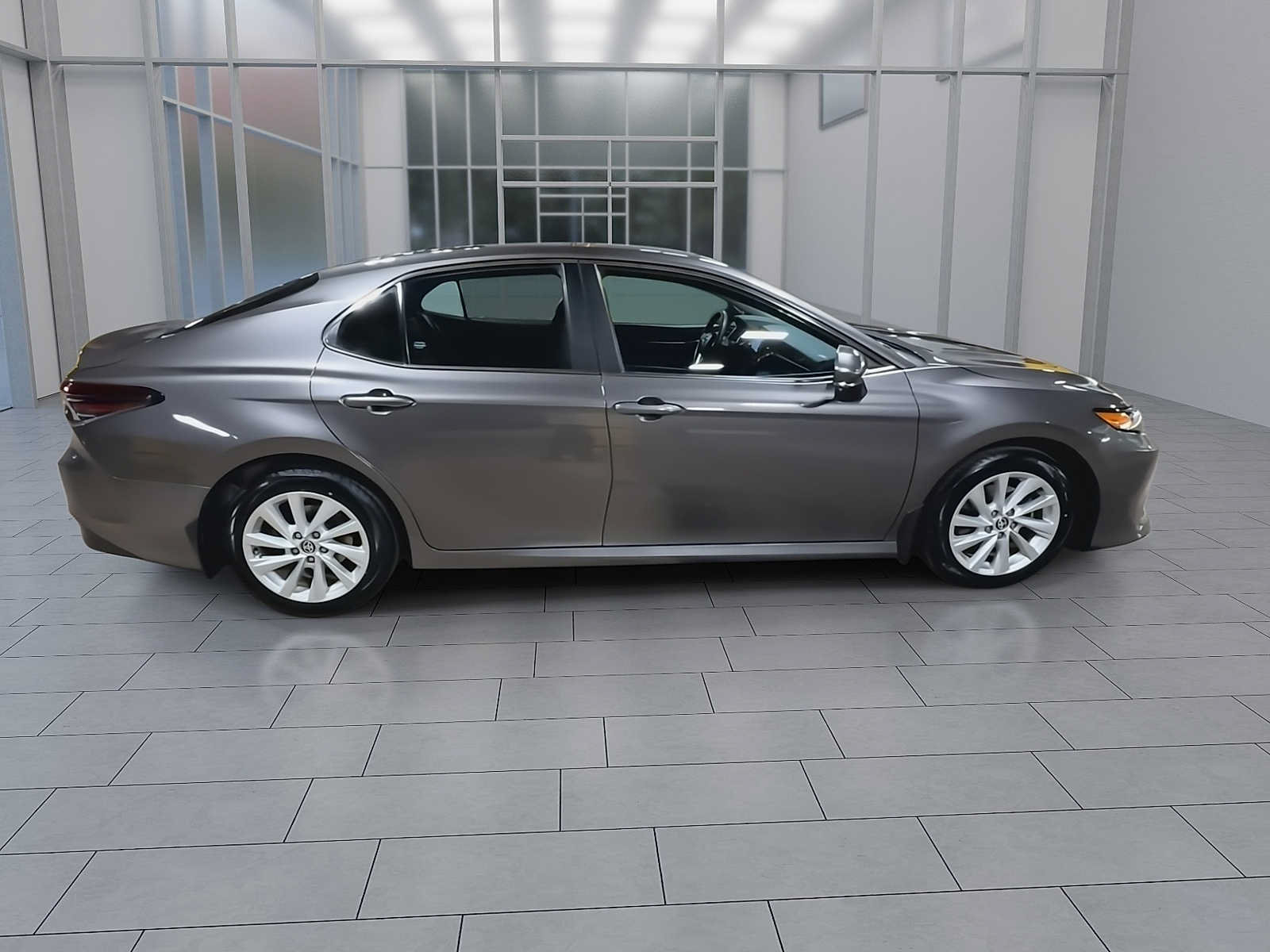 Certified 2022 Toyota Camry LE w/ Convenience Package FWD image 9