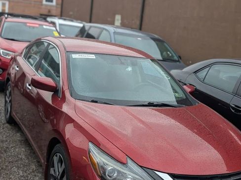 Used 2016 Nissan Altima 2.5 SR image 12