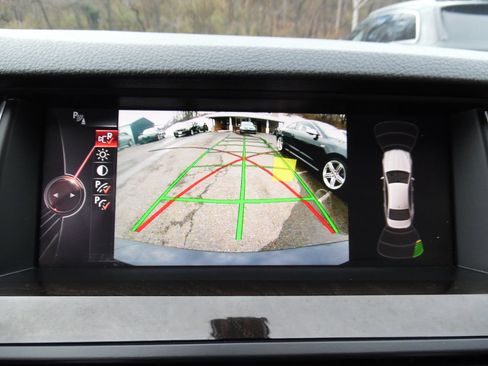 Used 2016 BMW 535i xDrive Sedan image 16