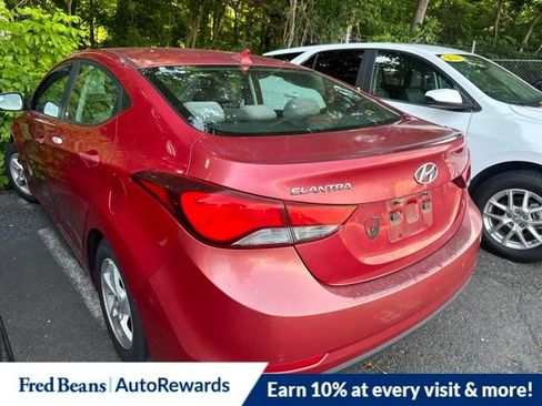 Used 2014 Hyundai Elantra SE FWD image 4
