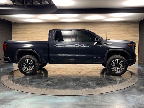 Used 2023 GMC Sierra 1500 AT4 w/ Technology Package AWD/4WD image 13