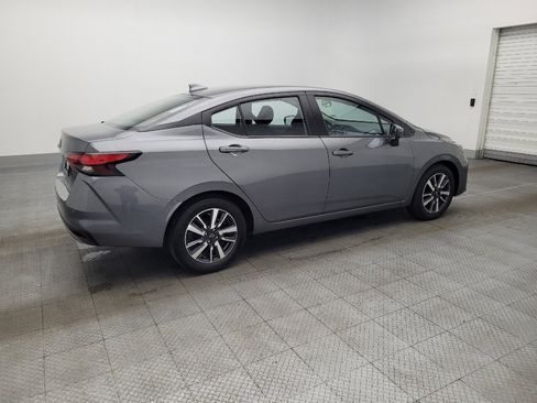 Used 2025 Nissan Versa SV image 10