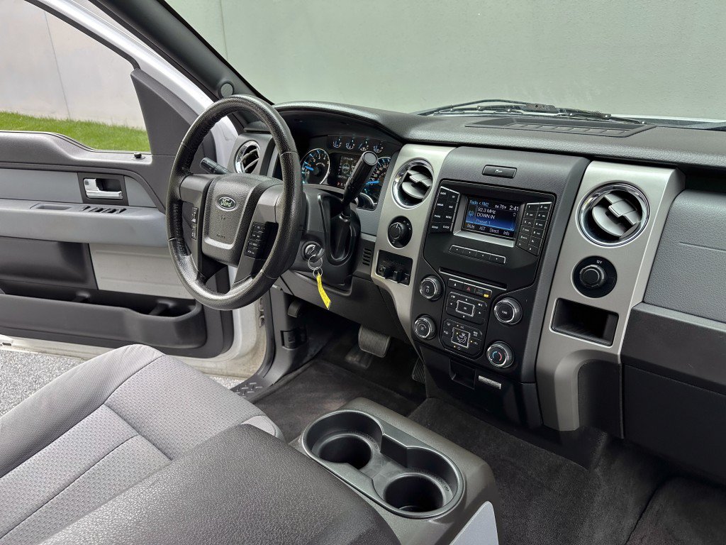 Used 2014 Ford F150 XLT w/ Equipment Group 302A Luxury AWD/4WD image 29