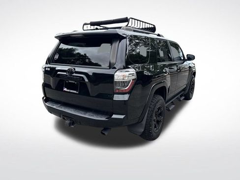 Used 2022 Toyota 4Runner Trail Special Edition AWD/4WD image 5