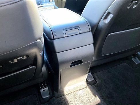 Used 2025 Hyundai Santa Fe Calligraphy image 34