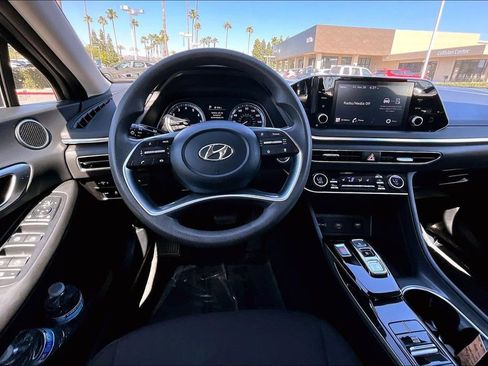 Certified 2022 Hyundai Sonata SEL w/ Cargo Package image 7