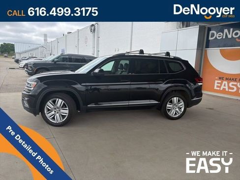 Used 2019 Volkswagen Atlas SEL Premium AWD/4WD image 2