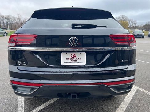 Used 2023 Volkswagen Atlas Cross Sport SE AWD/4WD image 5