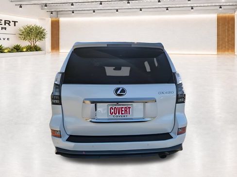 Used 2023 Lexus GX 460 Luxury w/ Sport Design Package AWD/4WD image 10