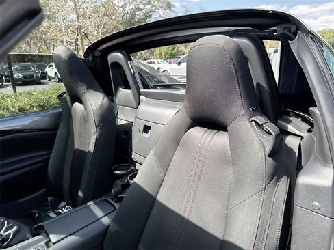Used 2017 MAZDA MX-5 Miata RF Club image 21