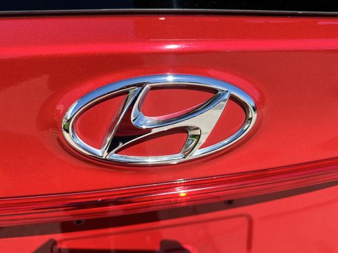 Used 2022 Hyundai Santa Fe XRT image 13