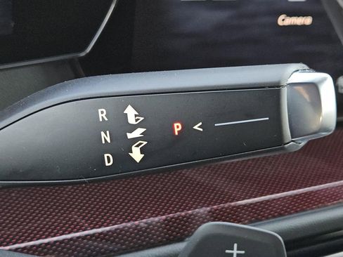 New 2026 Chevrolet Traverse Z71 w/ Driver Confidence Package image 18