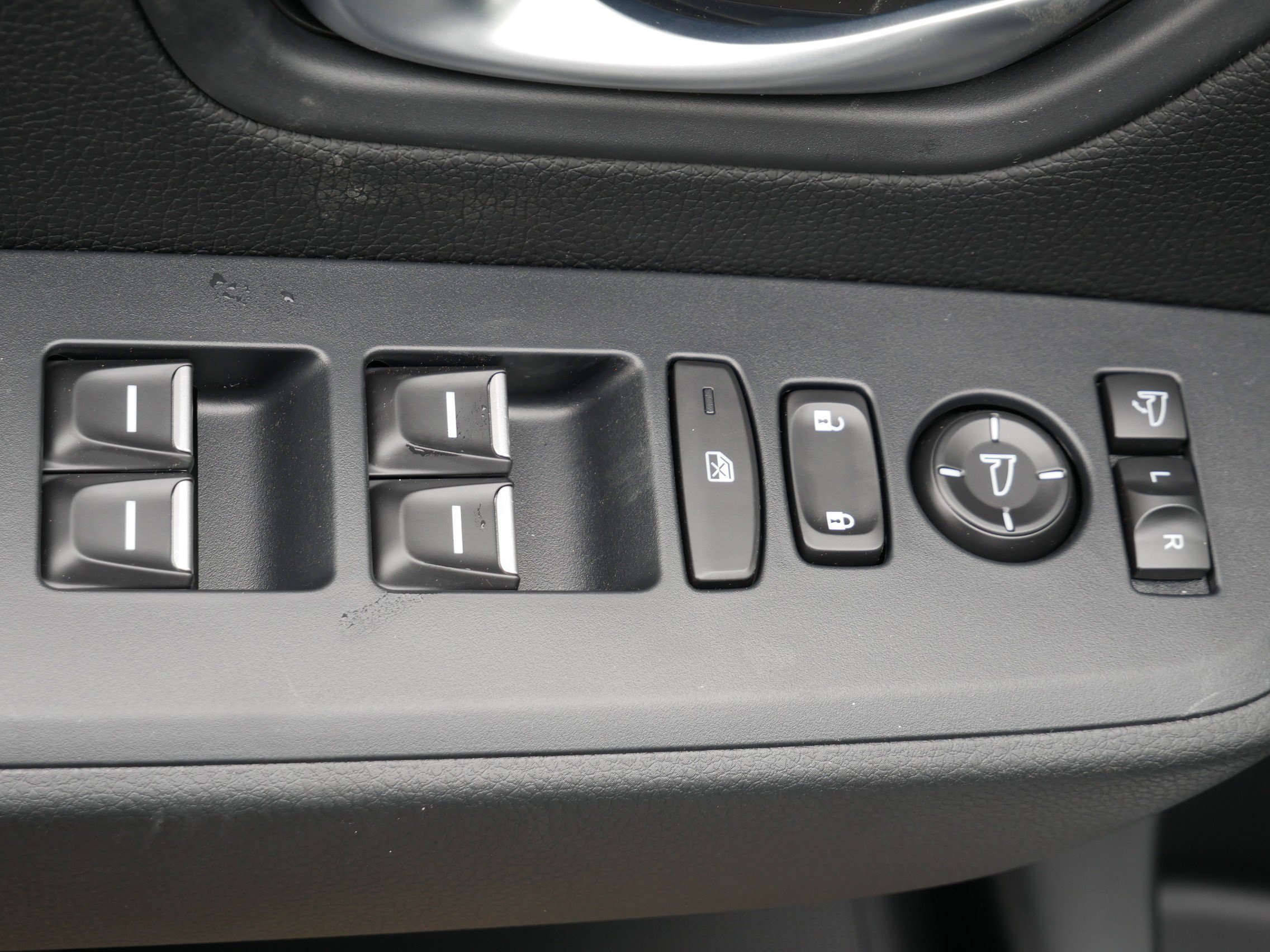 New 2026 Honda Pilot Black Edition image 15