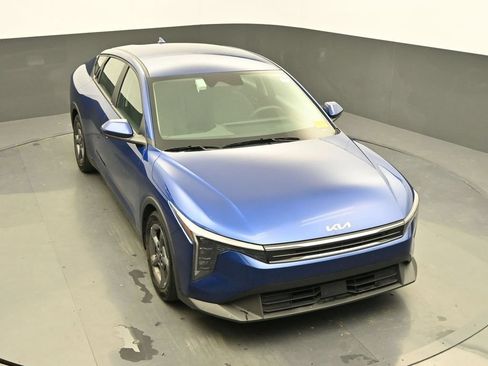 Used 2025 Kia K4 FWD image 27